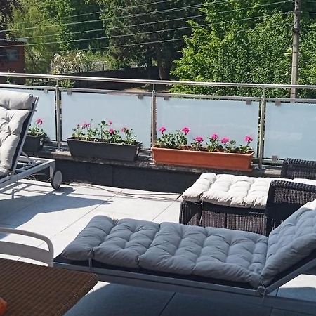 liège 4420 rue jean Jaurès 45 grande maison joyeuse avec terrasse 30m2 pour 8 personnes maximum Saint-Nicolas  Extérieur photo
