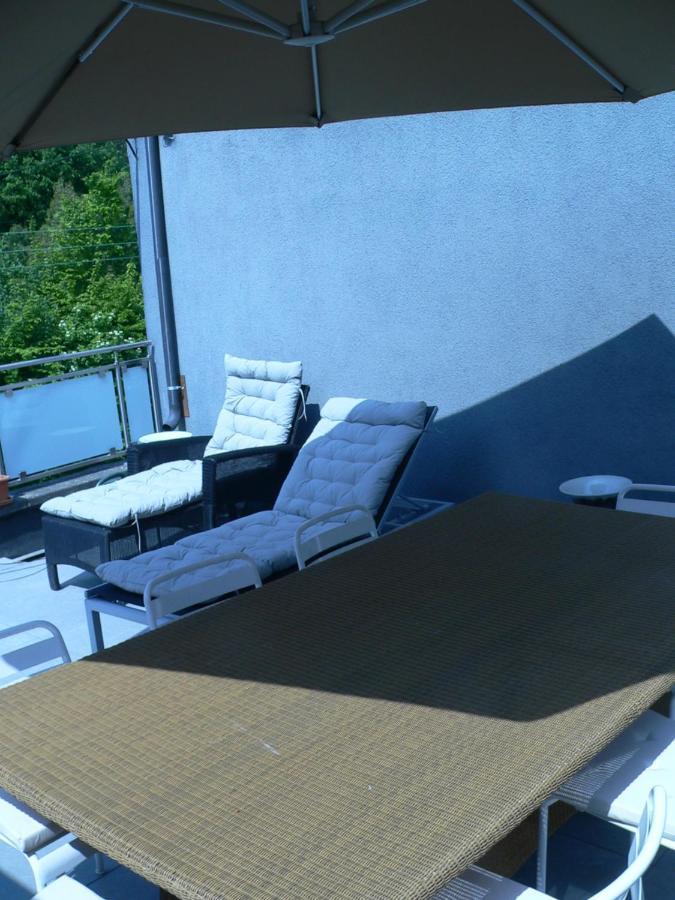 liège 4420 rue jean Jaurès 45 grande maison joyeuse avec terrasse 30m2 pour 8 personnes maximum Saint-Nicolas  Extérieur photo