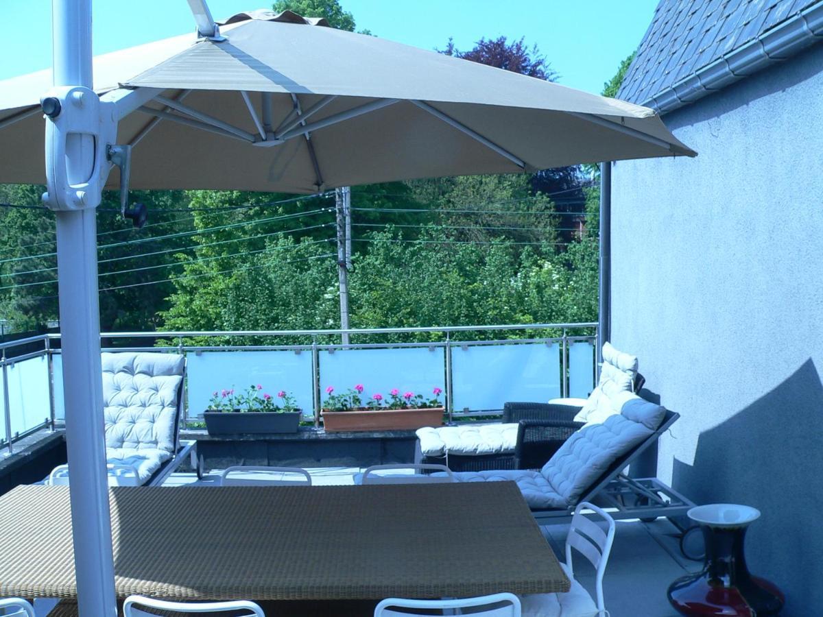 liège 4420 rue jean Jaurès 45 grande maison joyeuse avec terrasse 30m2 pour 8 personnes maximum Saint-Nicolas  Extérieur photo